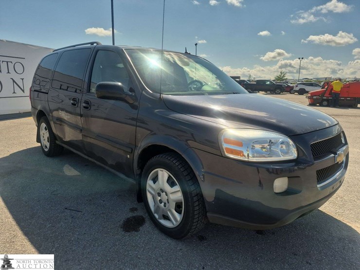 2008-chevrolet-uplander-image-3