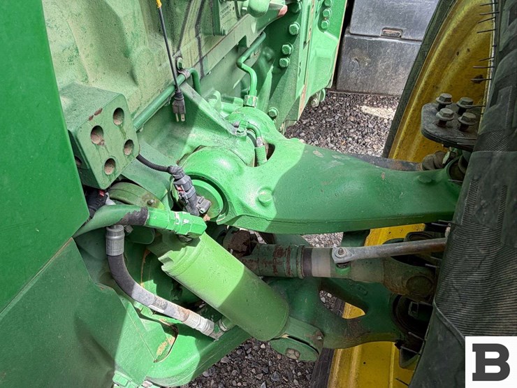 2014-john-deere-8345r-image-12