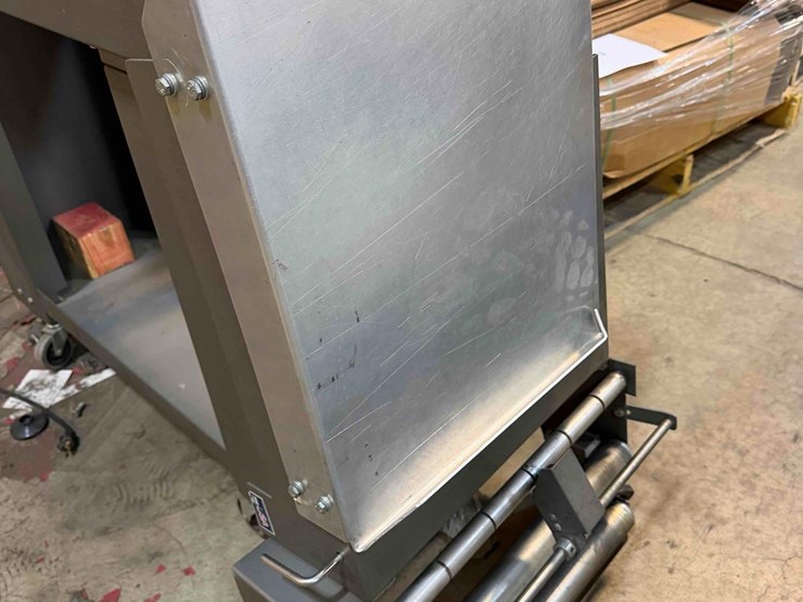 clamco-corporation-semi-automatic-l-sealer-packaging-machine-image-5