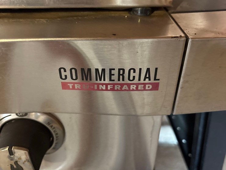 charbroil-commercial-grill-image-8