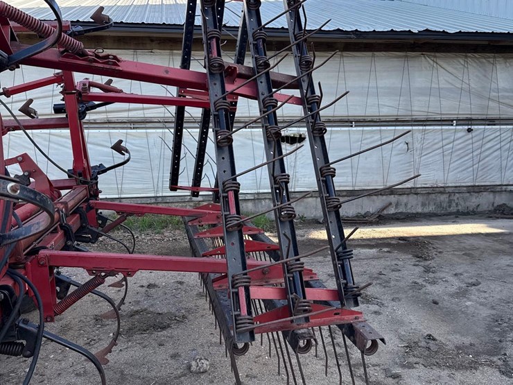 case-ih-4600-image-35