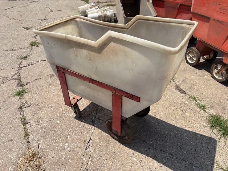 feed-wagon-image-6