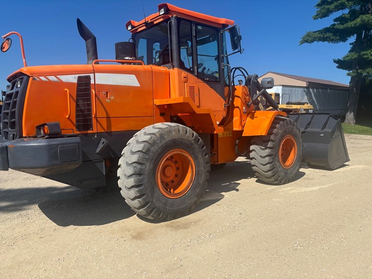 2013-doosan-dl250tc-image-4