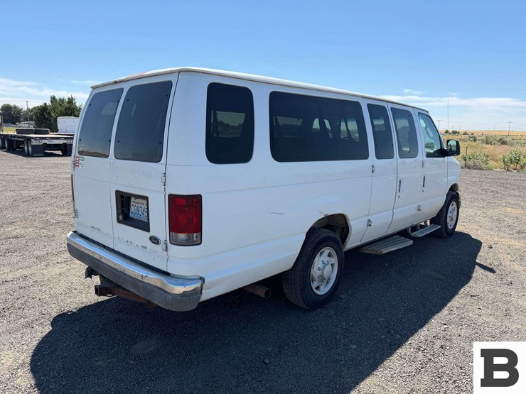 2003-ford-econoline-350-image-5