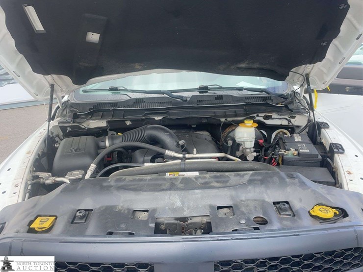 2016-dodge-1500-image-10
