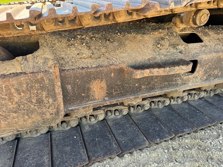 deere-230-lc-image-87