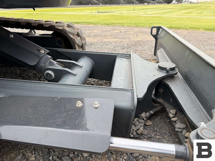 2023-bobcat-e42-image-34