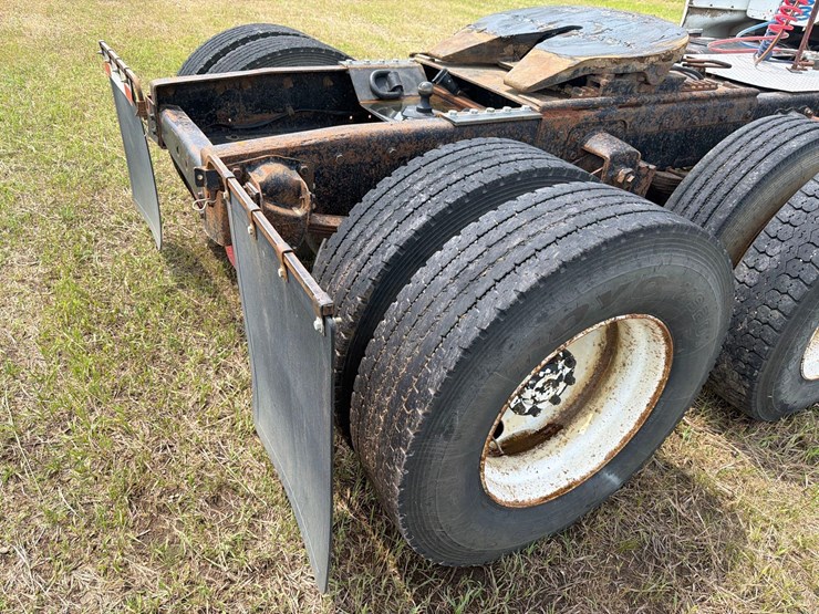 1991-cummins-855-image-12
