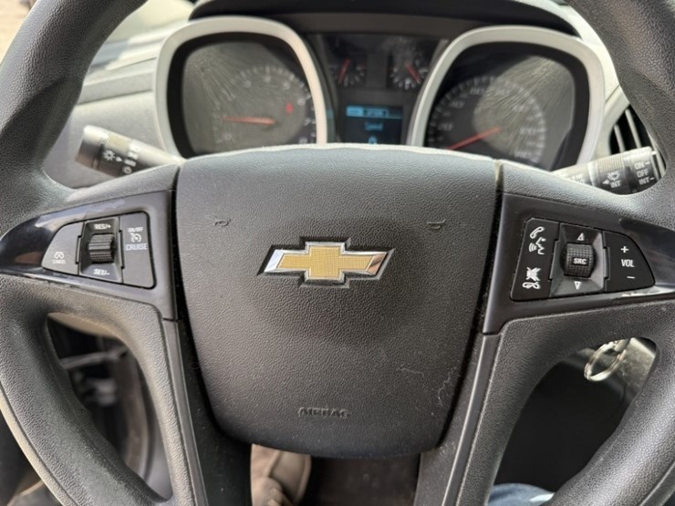 2016-chevrolet-equinox-image-28