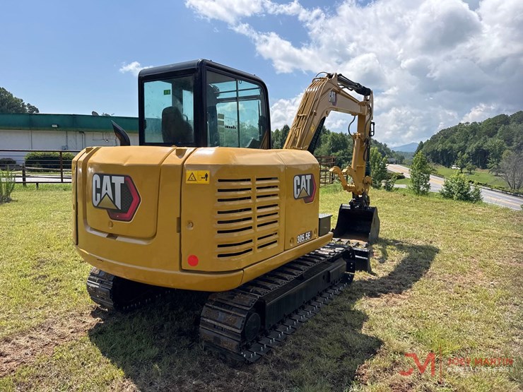 caterpillar-305.5e2-image-6