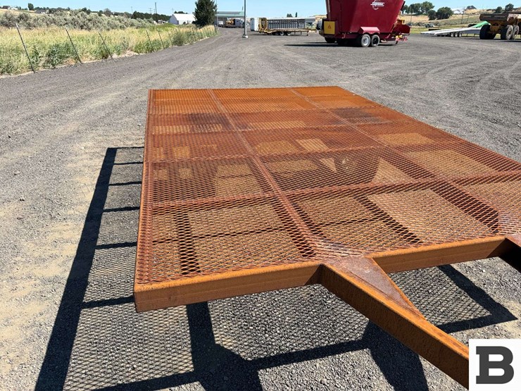 8'-x-12'-produce-bin-cart-image-9