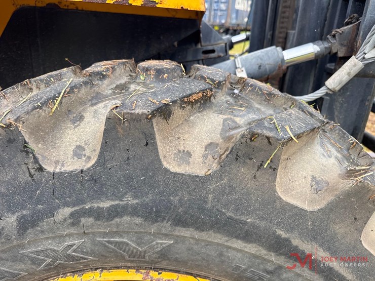 2018-jcb-940-image-15