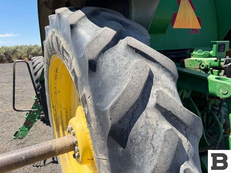 2007-john-deere-8330-image-25
