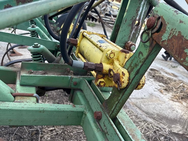 john-deere-1100-image-41