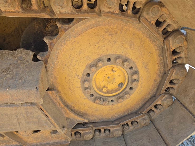 deere-650h-lt-image-52