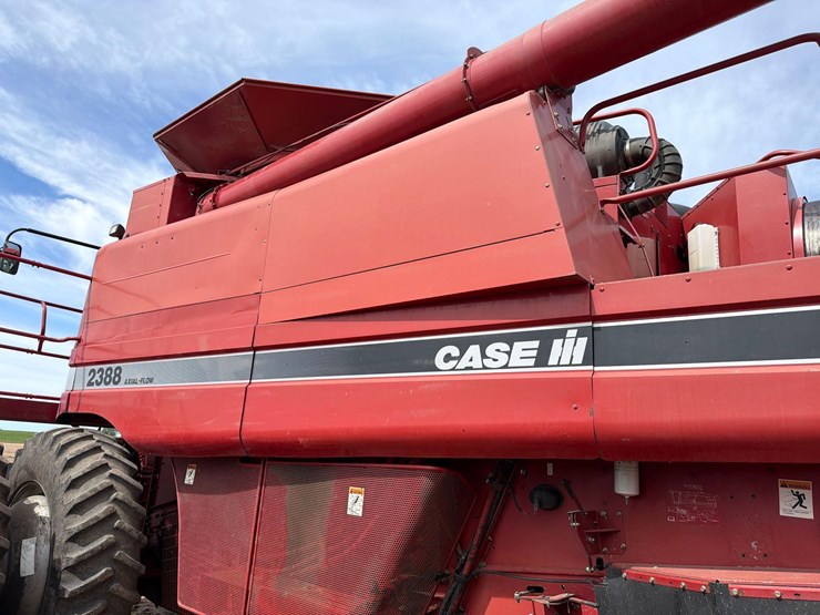 case-ih-2388-image-9