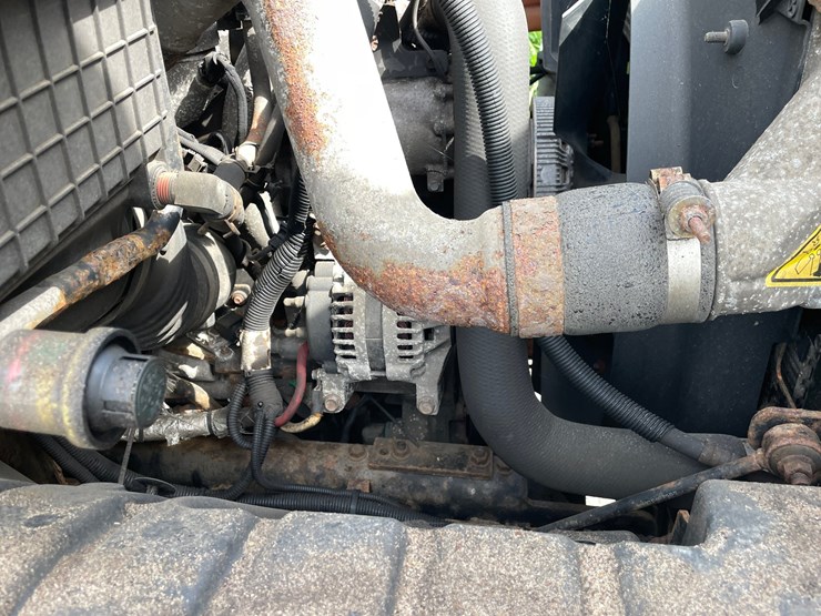 2017-international-durastar-4400-image-33
