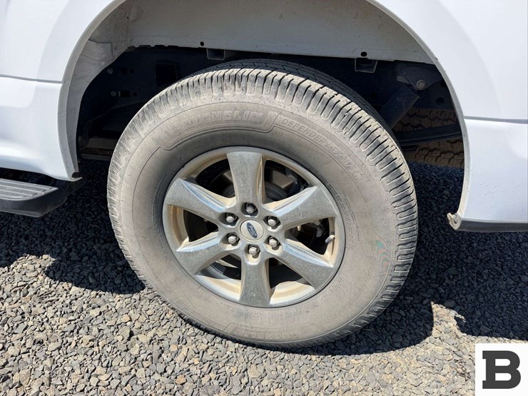 2020-ford-f150-image-10