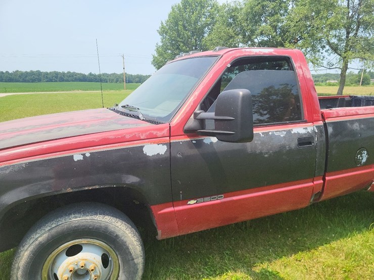 1989-chevy-3500-2-wheel-drive-single-cab-dually-truck-image-12