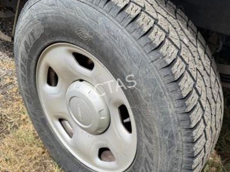 2011-ford-f150-xlt-image-21
