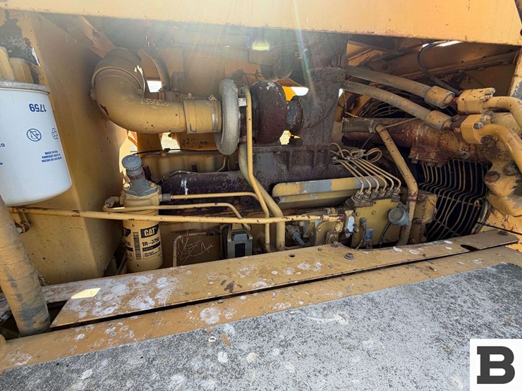caterpillar-d5b-sa-image-35