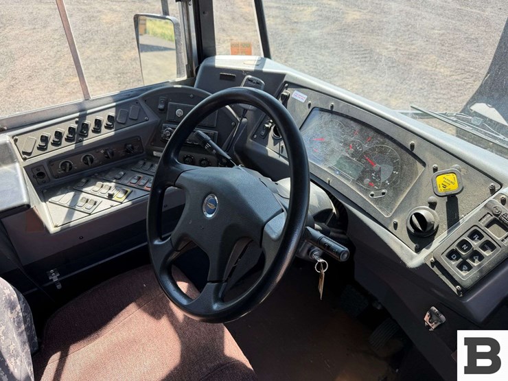 2013-blue-bird-bb-conventional-school-bus-image-49