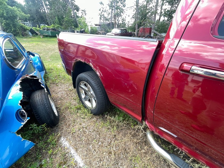 2011-dodge-1500-image-31