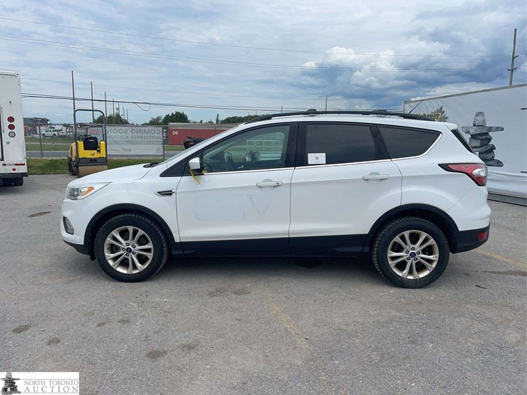2017-ford-escape-image-8