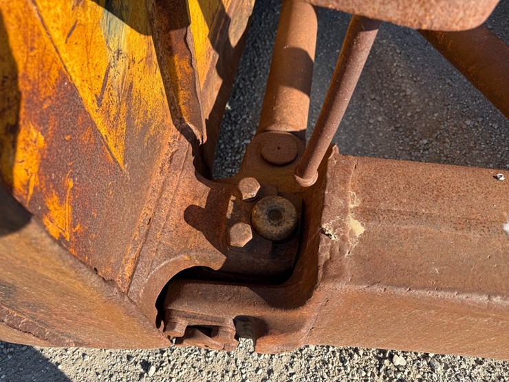 caterpillar-d8h-image-11