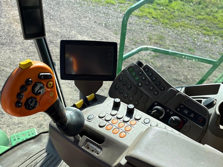 2012-john-deere-s680-image-80