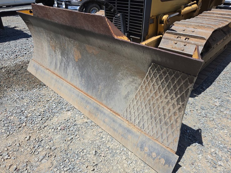 deere-650h-lt-image-9