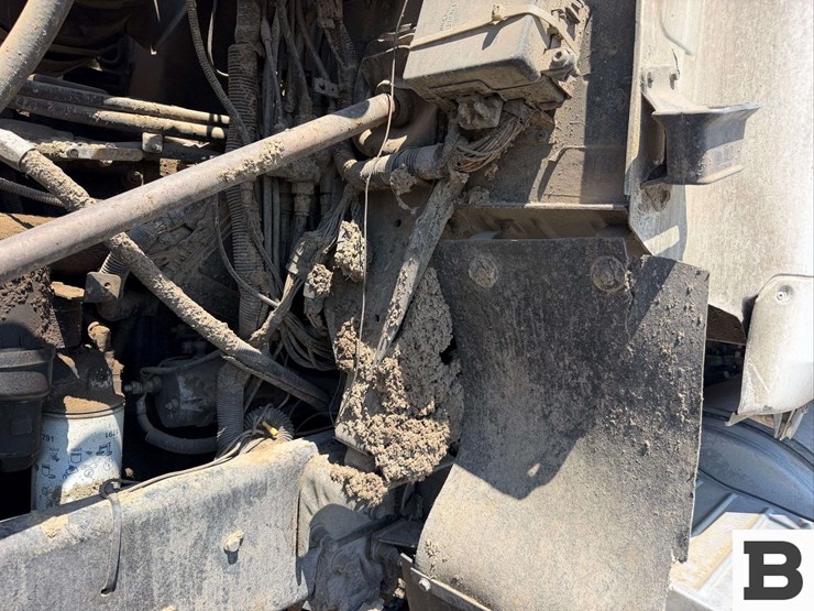 2002-mack-ch613-image-47
