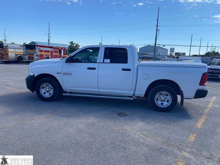 2016-dodge-1500-image-8