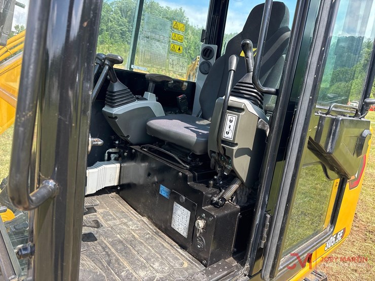 caterpillar-305.5e2-image-20