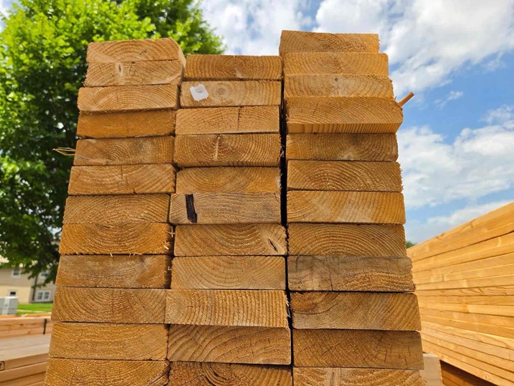 2x6-lumber-image-1