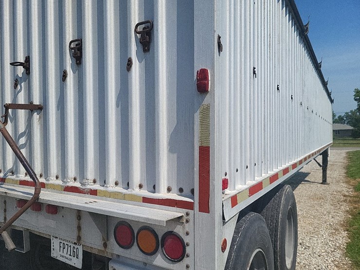1978-chamberlain-jagh---500-tandem-axle-semi-hopper-trailer-image-46