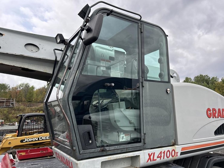 2005-gradall-xl4100-ii-image-39