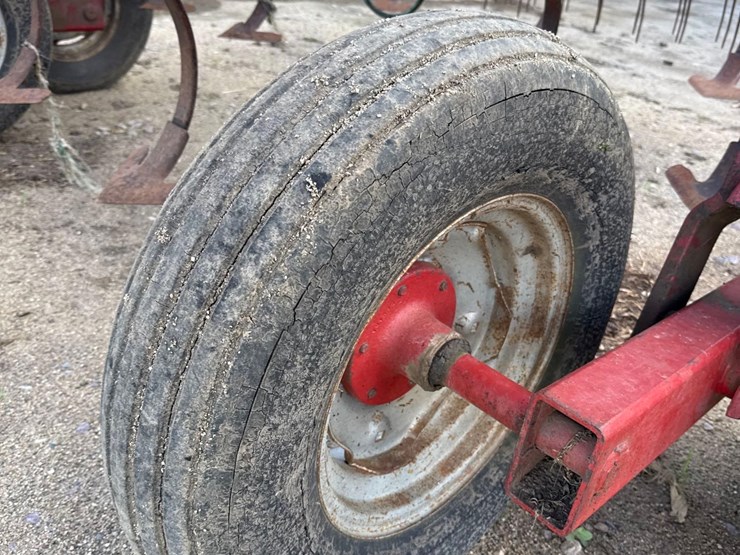 case-ih-4600-image-49