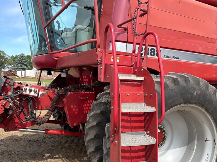 case-ih-2388-image-13