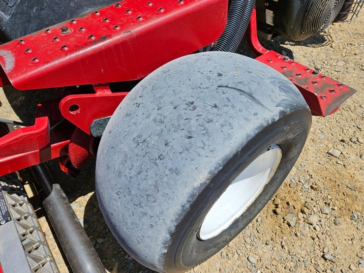2016-toro-greensmaster-3150-image-13