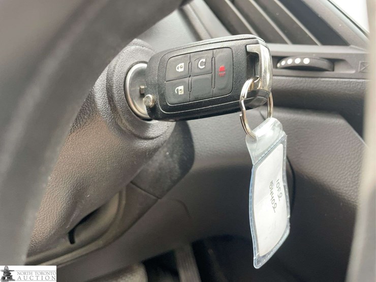 2014-chevrolet-equinox-image-14