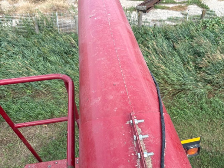 2006-international-2388-axle-flow-combine-image-73