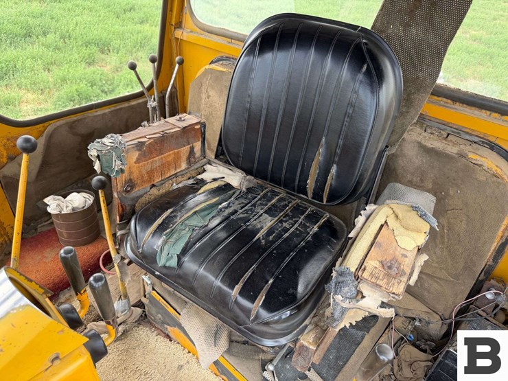 caterpillar-crawler-tractor---edwall,-wa-image-72