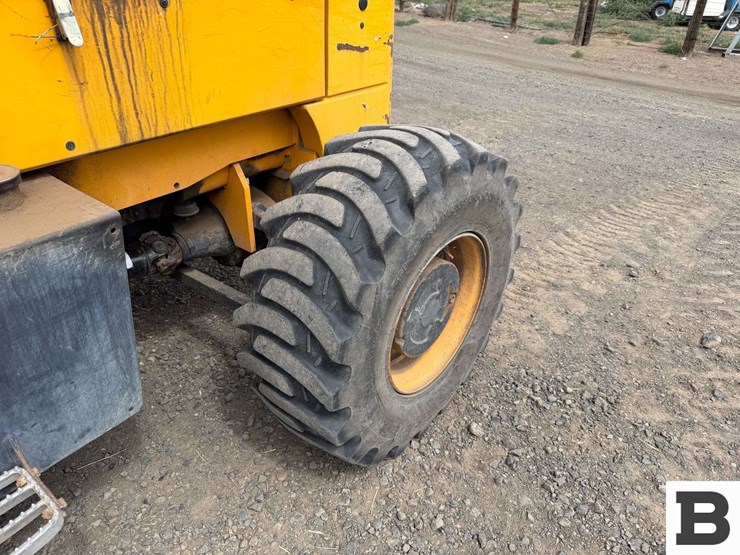 2007-jcb-930-image-21