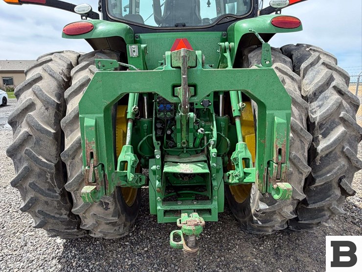 2014-john-deere-8345r-image-27