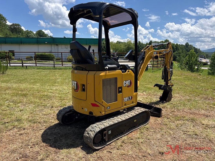 2024-caterpillar-301.7-image-6