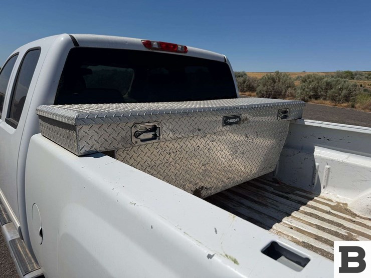 2013-chevrolet-silverado-3500-image-15