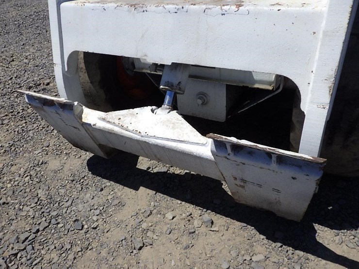 bobcat-643-image-11