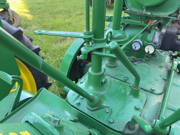 john-deere-model-a-image-9
