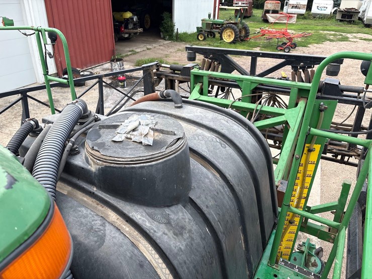 1998-john-deere-4700-image-38
